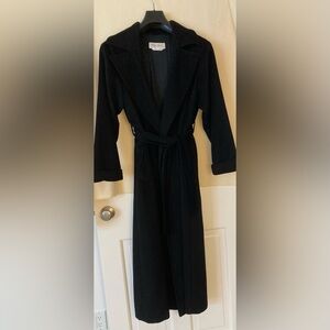 Max Mara Black Icon Cashmere Wrap coat - Size 10